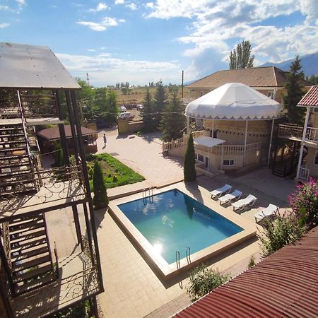 Адилет Hotel Cholpon-Ata Kültér fotó