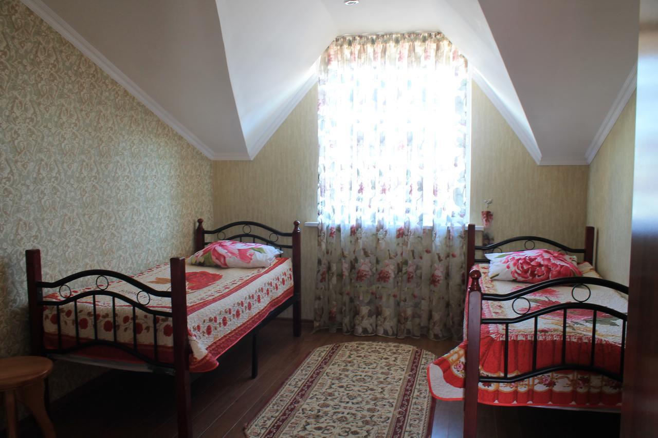 Адилет Hotel Cholpon-Ata Kültér fotó