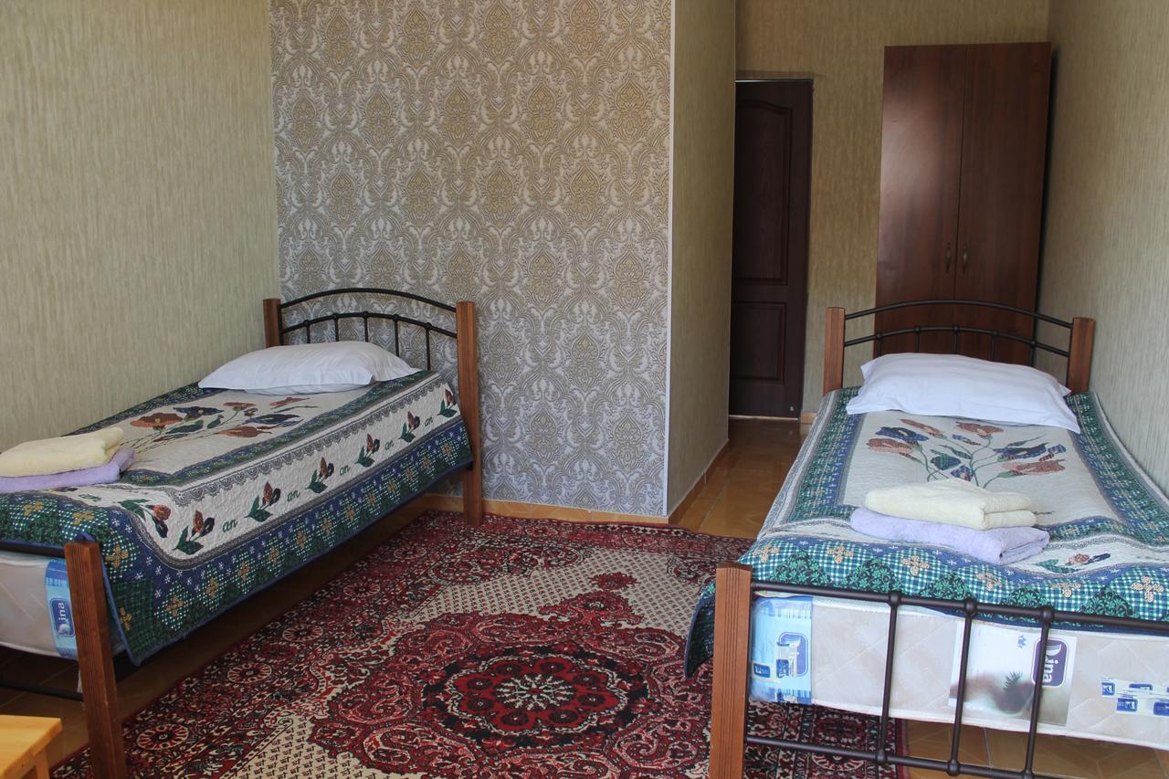 Адилет Hotel Cholpon-Ata Kültér fotó