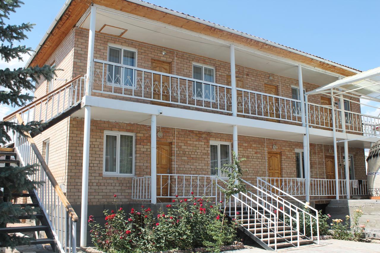 Адилет Hotel Cholpon-Ata Kültér fotó